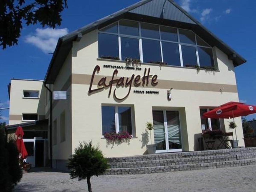 Restauracja Lafayette Pokoje Goscinne Zelów Екстериор снимка